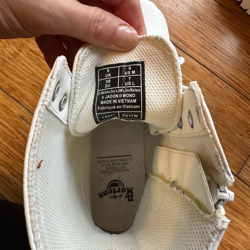 Dr. Martens white vegan jadon boots - Picture 5 of 5